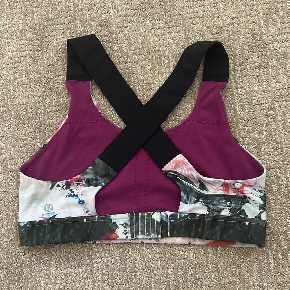 Lululemon size 8 bra